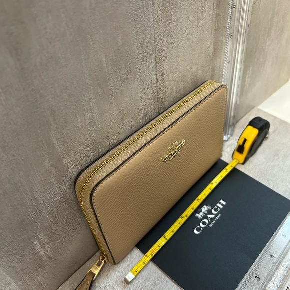 Coach Wallet color Taupe Medium Zip-Around Gold Hardware Pebbled Leather - Picture 8 of 15